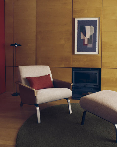Fußablage Amsen in Beige mit Beinen aus em gebürsteten Edelstahl 68 x 55 cm von Kave Home – Produktbild 3