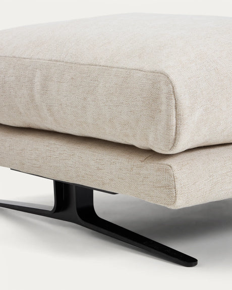 Fußablage Veliro aus beiger Chenille mit schwarzen Stahlbeinen, 85 x 90 cm, FSC Mix Credit von Kave Home – Produktbild 5
