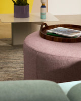 Fußablage mit abnehmbarem Bezug Kaeli violett Ø 90 cm von Kave Home – Bild 3