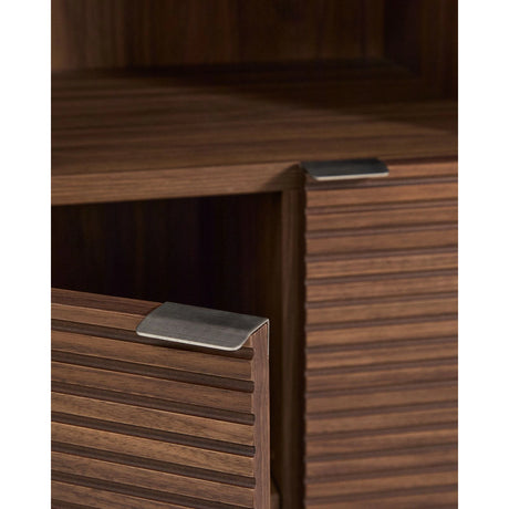 Highboard Norlen mit 4 Türen in Nussbaumfurnier FSC Mix Credit 100 x 163 cm von Kave Home – Produktbild 14