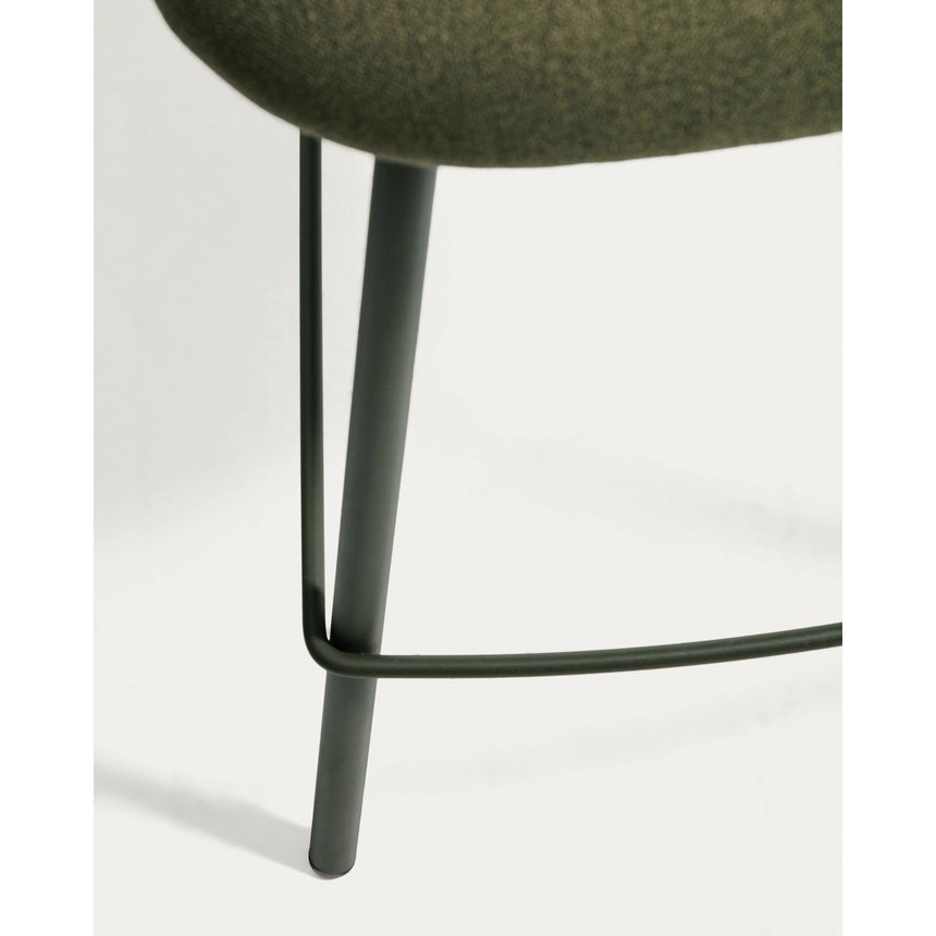 Hocker Bonali mit grüner Chenille und grünen Metallbeinen, FSC Mix Credit, 65 cm von Kave Home – Bild 11