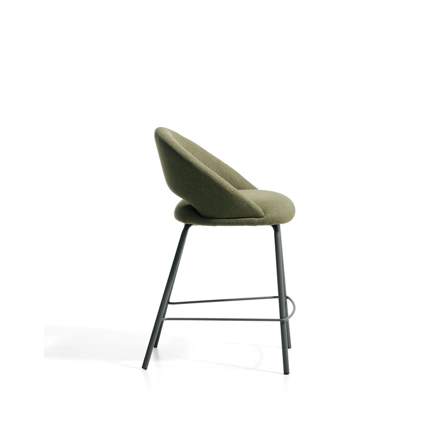 Hocker Bonali mit grüner Chenille und grünen Metallbeinen, FSC Mix Credit, 65 cm von Kave Home – Bild 4