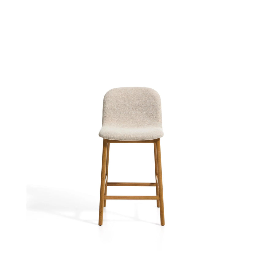 Hocker Elnor aus Chenille und Beinen aus massivem Eichenholz mit Finish, 65 cm von Kave Home – Bild 3