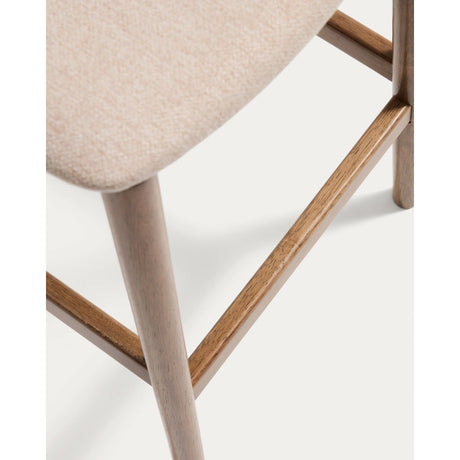 Hocker Evera aus Eichenfurnier mit Nussbaumfinish oder naturfarben und Chenille, 65 cm von Kave Home – Bild 8