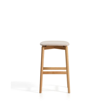 Hocker Evera aus Eichenfurnier mit naturfarbenem Finish und beiger Chenille, 65 cm von Kave Home – Bild 3