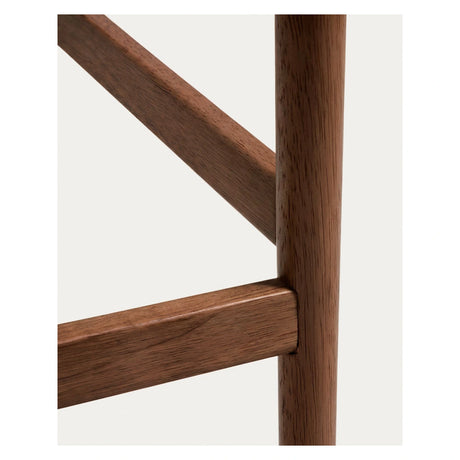 Hocker Evera mit Rückenlehne aus Eichenfurnier mit Nussbaumfinish oder Naturfarben, 65 cm von Kave Home – Bild 9