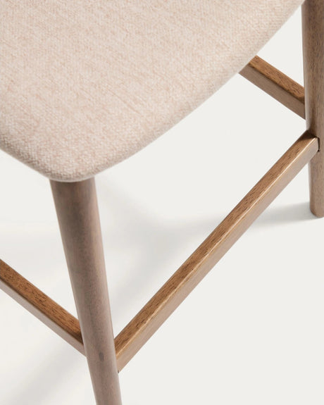 Hocker Evera mit Rückenlehne aus Eichenfurnier mit verschiedenen Finishes und Chenille, 65 cm von Kave Home – Bild 8