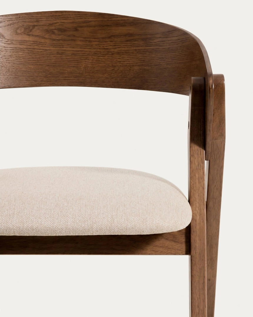 Hocker Godia aus Eichenfurnier mit Nussbaumfinish oder naturfarben und beiger Chenille von Kave Home – Bild 7