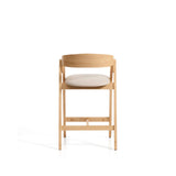 Hocker Godia aus Eichenfurnier mit naturfarbenem Finish und beiger Chenille von Kave Home – Bild 6