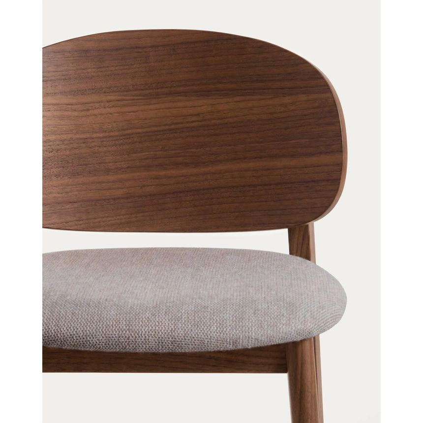 Hocker Ludara aus Eichenfurnier mit Nussbaumfinish oder Naturfinish und Chenille, 65 cm von Kave Home – Bild 8