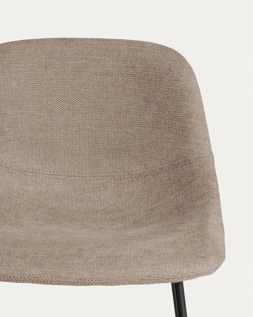 Hocker Zahara mit Chenille und Stahlbeinen mit schwarzem Finish, 65 cm, FSC 100 % von Kave Home – Bild 7