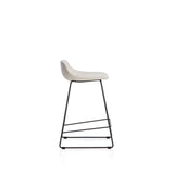 Hocker Zahara mit beiger Chenille und Stahlbeinen mit schwarzem Finish, 65 cm, FSC 100 % von Kave Home – Bild 3