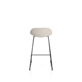 Hocker Zahara mit beiger Chenille und Stahlbeinen mit schwarzem Finish, 76 cm, FSC 100 % von Kave Home – Bild 6