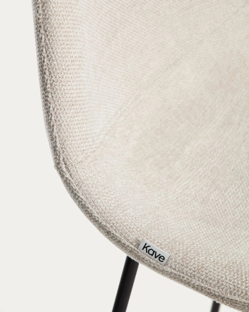 Hocker Zahara mit beiger Chenille und Stahlbeinen mit schwarzem Finish, 76 cm, FSC 100 % von Kave Home – Bild 8