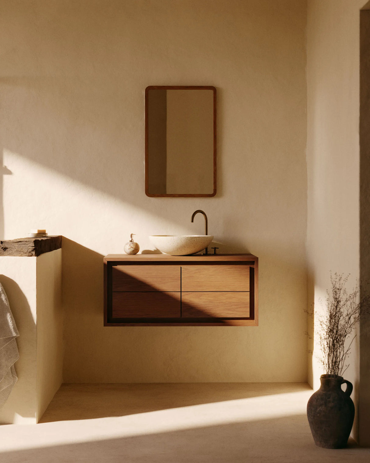 Kenta Badezimmermöbel aus massivem Teakholz mit Nussholz Finish 90 x 45 cm von Kave Home – Produktbild 4