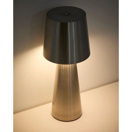 Kleine Tischlampe Arenys aus Metall mit silbern glänzendem Finish von Kave Home – Bild 9