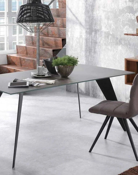 Koda Tisch aus Feinsteinzeug mit Iron Moss Finish und schwarzen Stahlbeinen  200 x 100 cm von Kave Home – Produktbild 2