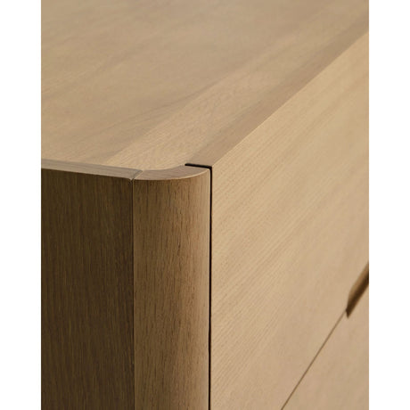 Kommode Arelida aus Furnier und massivem Eichenholz mit hellbraunem Finish 100 x 80 cm FSC Mix Credit von Kave Home – Bild 6