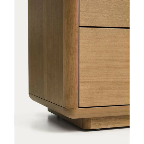 Kommode Arelida aus Furnier und massivem Eichenholz mit hellbraunem Finish 100 x 80 cm FSC Mix Credit von Kave Home – Bild 9