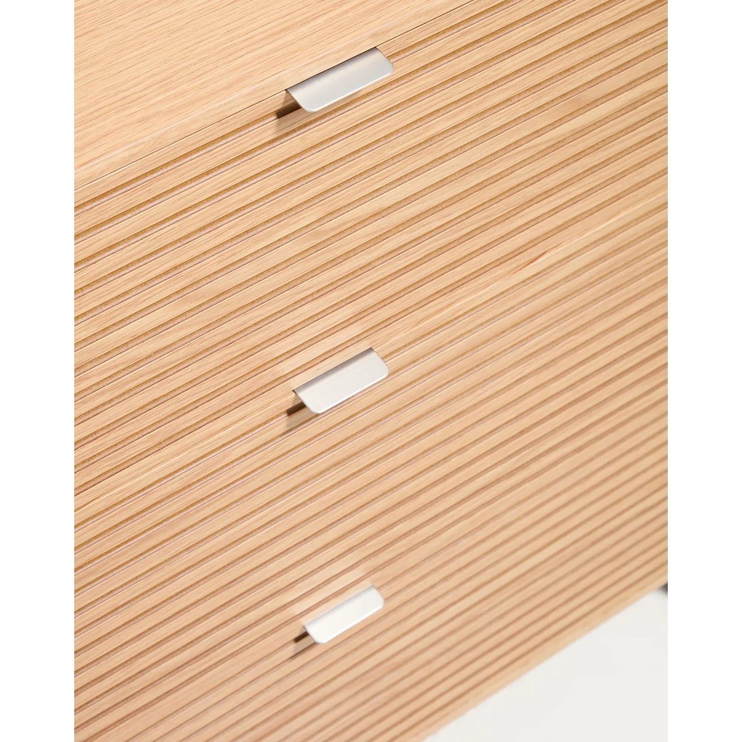Kommode Norlen mit 3 Schubladen in Eichenfurnier mit naturfarbenem Finish FSC Mix Credit 101 x 75 cm von Kave Home – Bild 6