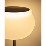 LED-Stehlampe Leruna aus satiniertem Glas und Metall mit verzinktem Finish von Kave Home – Bild 10