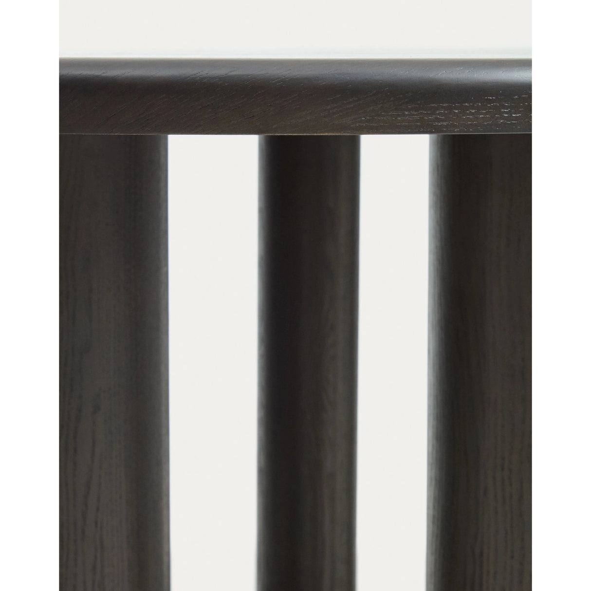 Mailen ovaler Tisch aus Eschenfurnier mit dunklem Finish Ø 180 x 105 cm von Kave Home – Bild 7