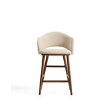 Maina Hocker aus beigem dickem Chenille mit Beinen aus massivem Eschenholz in Walnussoptik, FSC Mix Credit 65 cm von Kave Home – Bild 5