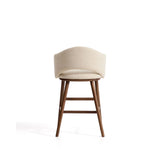 Maina Hocker aus beigem dickem Chenille mit Beinen aus massivem Eschenholz in Walnussoptik, FSC Mix Credit 65 cm von Kave Home – Bild 6