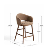 Maina Hocker aus braunem dickem Chenille mit Beinen aus massivem Eschenholz in Walnussoptik, FSC Mix Credit 65 cm von Kave Home – Bild 2