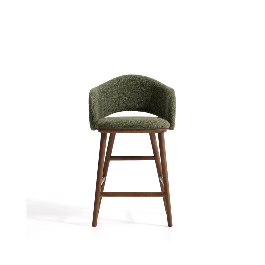 Maina Hocker aus dickem Chenille mit Beinen aus massivem Eschenholz, FSC Mix Credit 65 cm von Kave Home – Bild 5