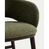 Maina Hocker aus grünem dickem Chenille mit Beinen aus massivem Eschenholz in Ebenholzoptik, FSC Mix Credit 65 cm von Kave Home – Bild 8
