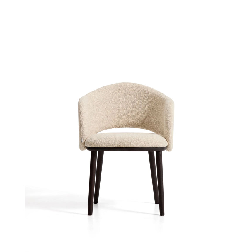 Maina Stuhl aus beigem dickem Chenille mit Beinen aus massivem Eschenholz in Ebenholzoptik, FSC Mix Credit von Kave Home – Bild 5
