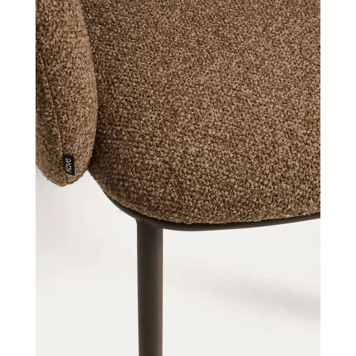 Maina Stuhl aus dicker Chenille und Stahlbeinen mit Beschichtung FSC Mix Credit von Kave Home – Bild 11