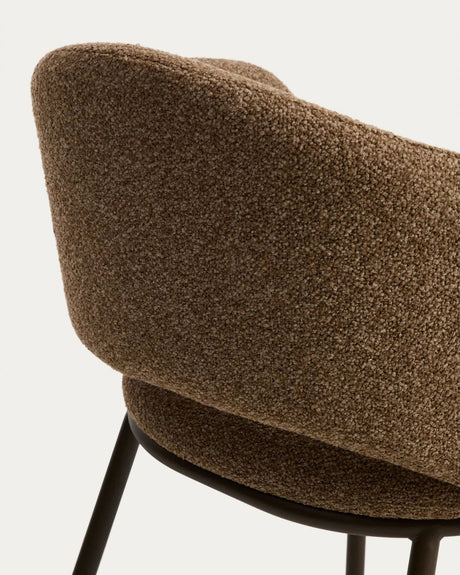 Maina Stuhl aus dicker Chenille und Stahlbeinen mit Beschichtung FSC Mix Credit von Kave Home – Bild 8