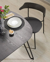 Milian ausziehbarer Tisch aus Eschenfurnier mit schwarzen Stahlbeine 140 (220) x 90 cm von Kave Home – Bild 4