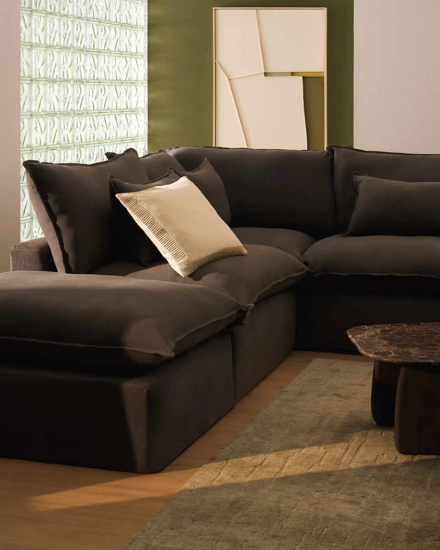 Modulares 4-Sitzer-Ecksofa Anarela mit abnehmbarem Bezug aus 100 % Leinen in Taupe, 287 x 307 cm, FSC Mix Credit von Kave Home – Bild 2