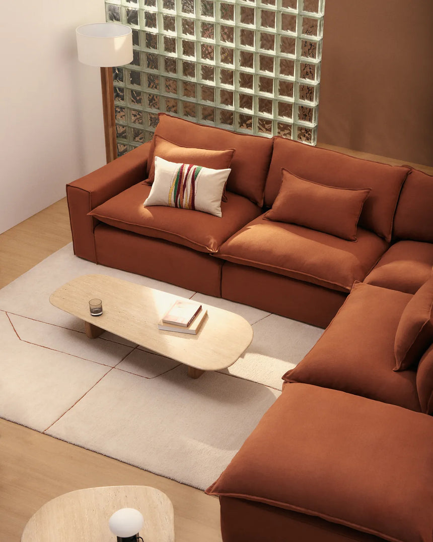 Modulares 6-Sitzer-Ecksofa Anarela mit abnehmbarem Bezug aus 100 % Leinen, 347 x 307 cm, FSC Mix Credit von Kave Home – Bild 1