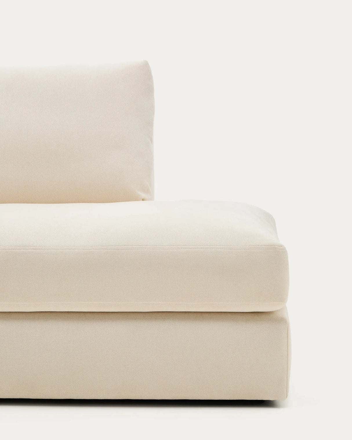 Modulares Sofa Alea für 5 Personen mit abnehmbarem Bezug aus Chenille mit Chaiselongue links in Ecru, 340 cm von Kave Home – Produktbild 9