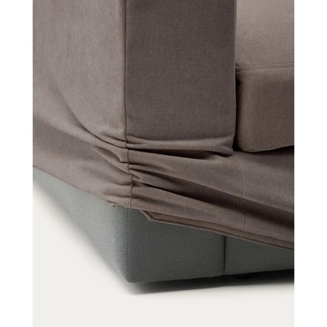 Modulares Sofa Alea für 5 Personen mit abnehmbarem Bezug aus dunkelbrauner Chenille und Chaiselongue rechts, 340 cm von Kave Home – Produktbild 10