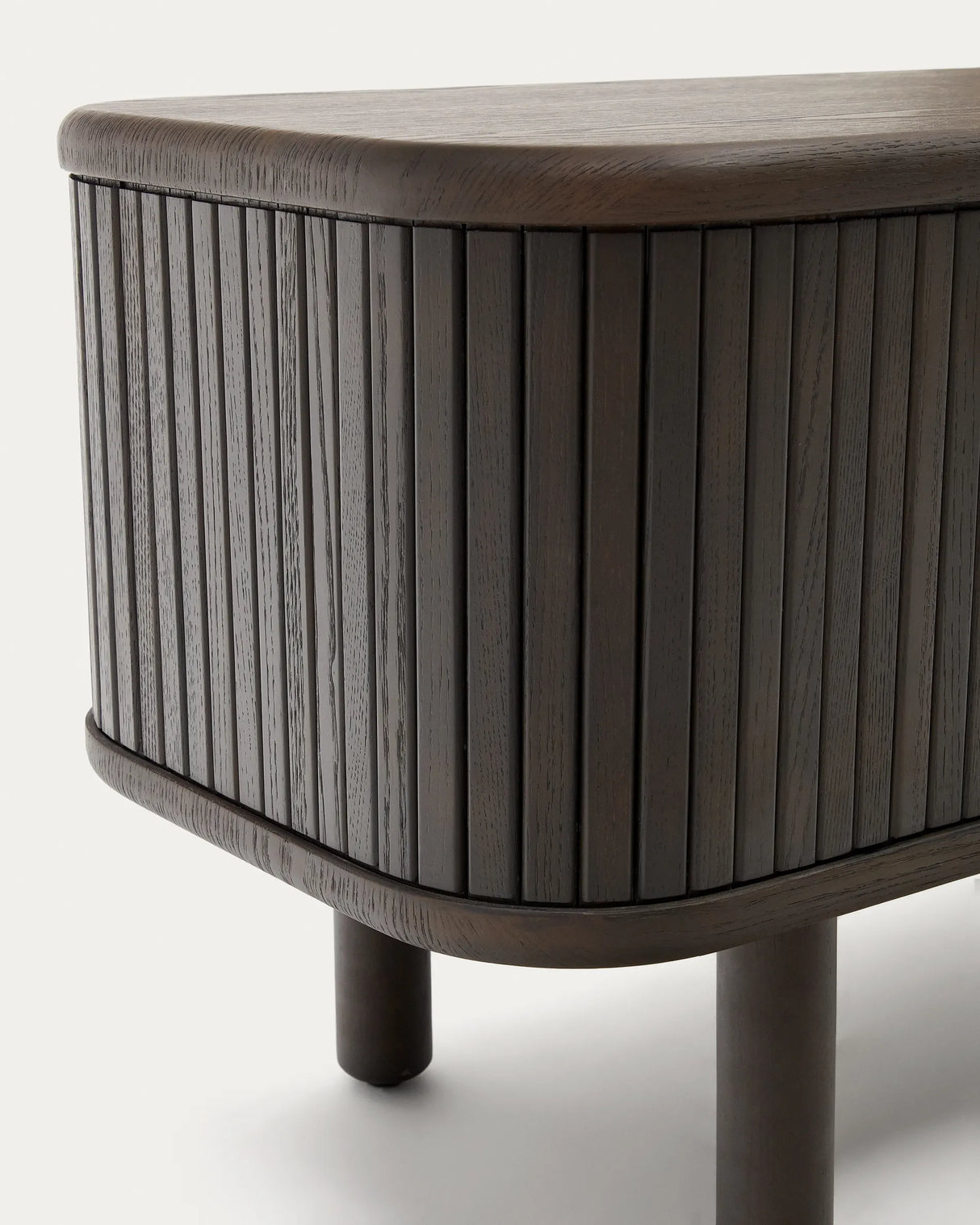 Nachttisch Mailen aus Eschenfurnier mit dunklem Finish 50 x 55 cm von Kave Home – Produktbild 2