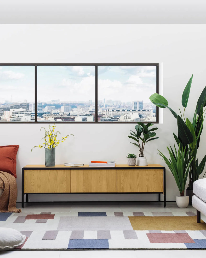 Nadyria TV-Schrank 3 Türen Eichenfurnier und Stahl mit schwarzem Finish 180 x 50 cm von Kave Home – Produktbild 3