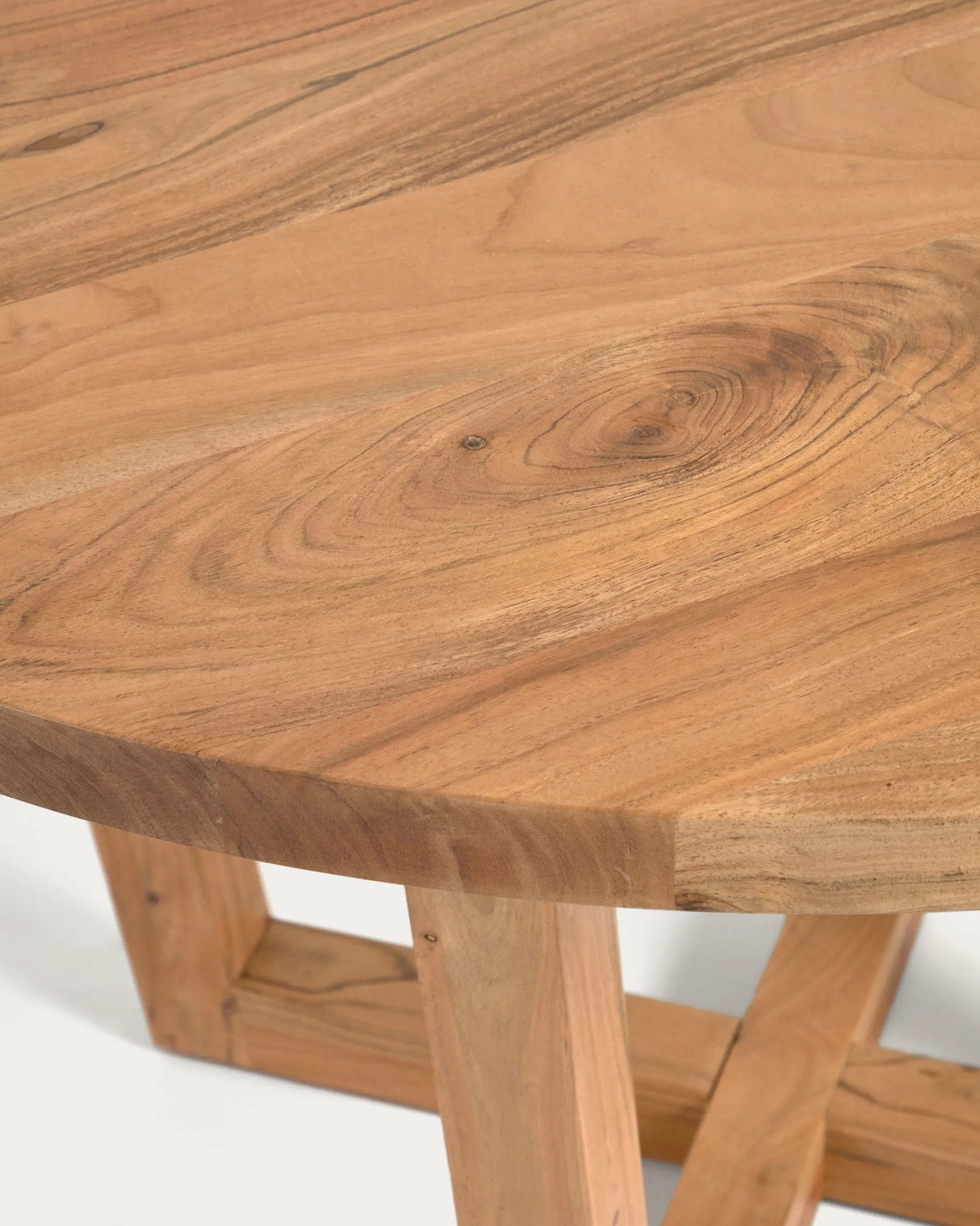Nahla runder Tisch aus massivem Akazienholz mit natürlichem Finish Ø 120 cm von Kave Home – Produktbild 7