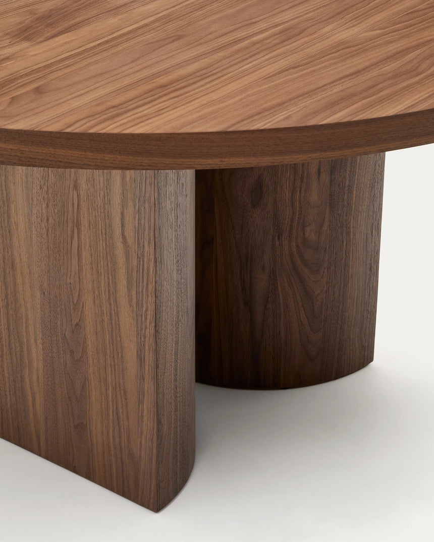 Nealy runder Tisch aus Nussbaumfurnier mit dunklem Finish Ø 150 cm von Kave Home – Produktbild 12