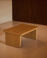 Oaq Couchtisch aus Eichenfurnier mit natürlichem Finish 89 x 62 cm FSC Mix Credit von Kave Home – Bild 2