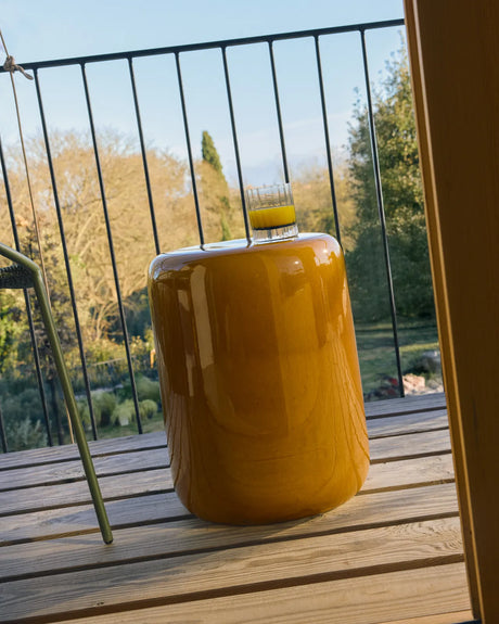 Outdoor-Beistelltisch Mesquida aus Keramik mit senfgelber Glasur, Ø 35 cm von Kave Home – Bild 4