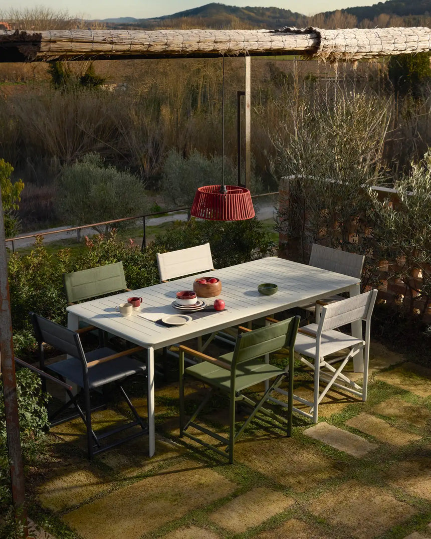 Outdoor-Klappstuhl Tisno aus graphitgrauem Aluminium und grauem Texteline von Kave Home – Bild 4