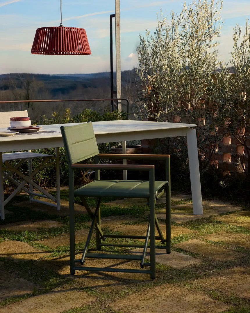 Outdoor-Klappstuhl Tisno aus grünem Aluminium und grünem Texteline von Kave Home – Bild 2
