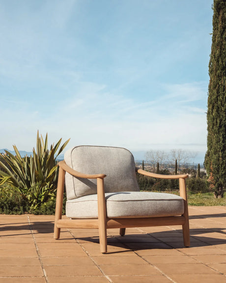 Outdoor-Sessel Elunda aus massivem Teakholz, FSC 100 % von Kave Home – Bild 2