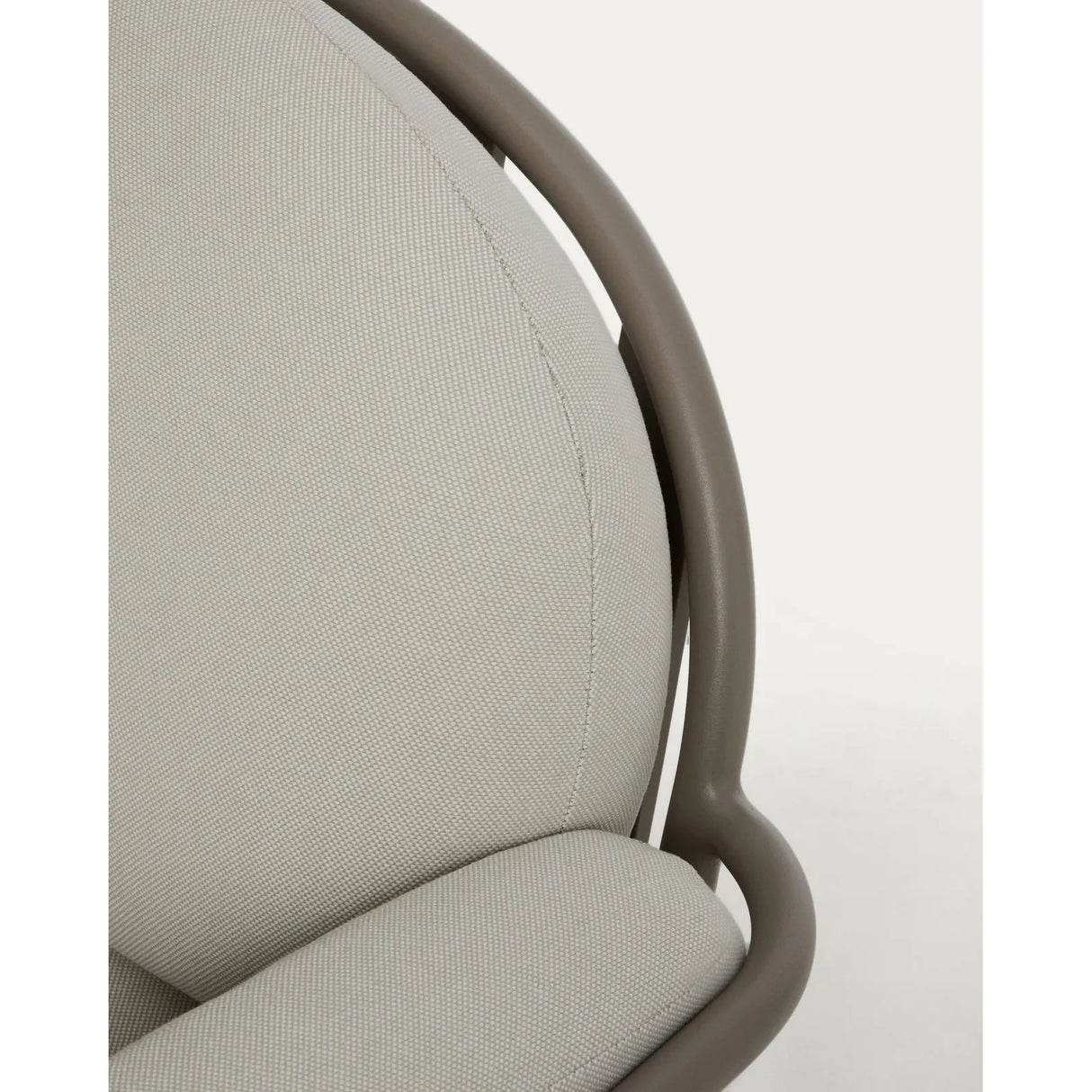 Outdoor-Sessel Joncols aus Aluminium mit taupefarbener Lackierung von Kave Home – Bild 11