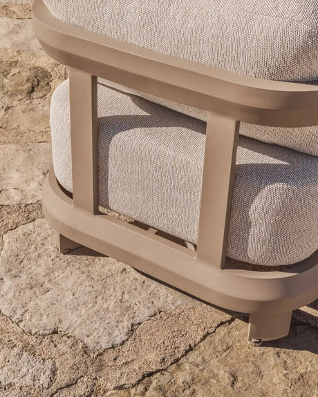Outdoor-Sessel Nerano aus Aluminium in Taupe von Kave Home – Bild 4